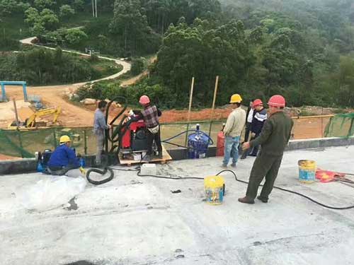 聚脲樓頂防水噴涂機器(圖1) 聚脲樓頂防水噴涂機器施工案例